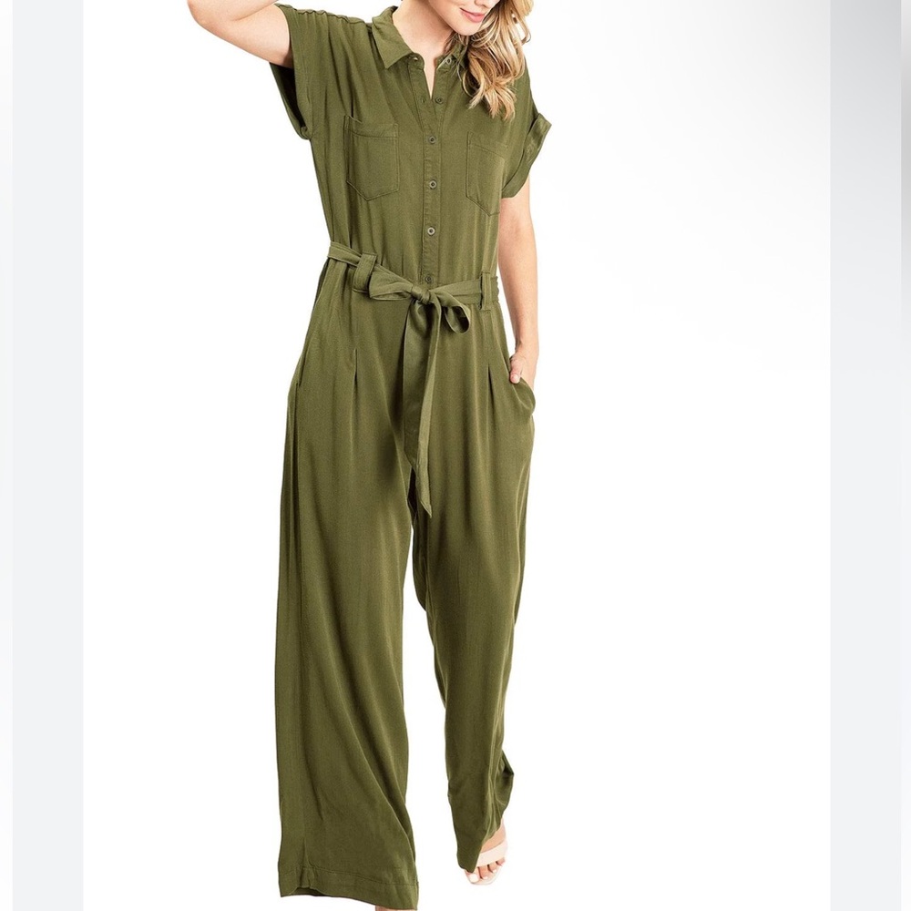 Sneak Peek Olive Green Button-Front Wide-Leg Jumpsuit - Picture 4 of 4